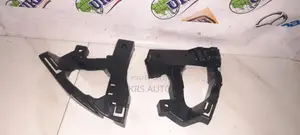 Honda Vezel Head Lamp Bracket
