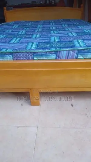 Bed 6ft *5ft