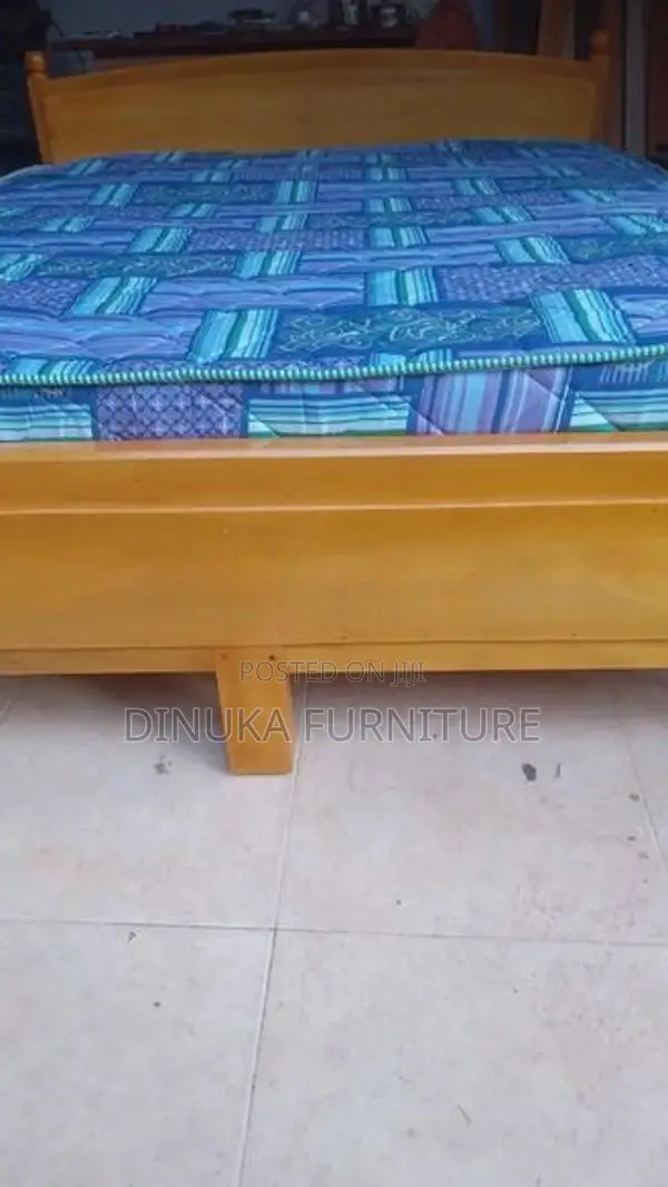 Bed 6ft *5ft