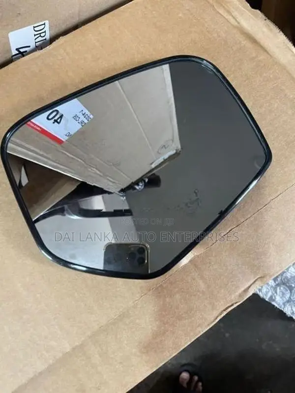 Mitsubishi L200 Montero Sport Side Mirror Glass