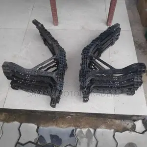Honda Insight ZE2 Retainer