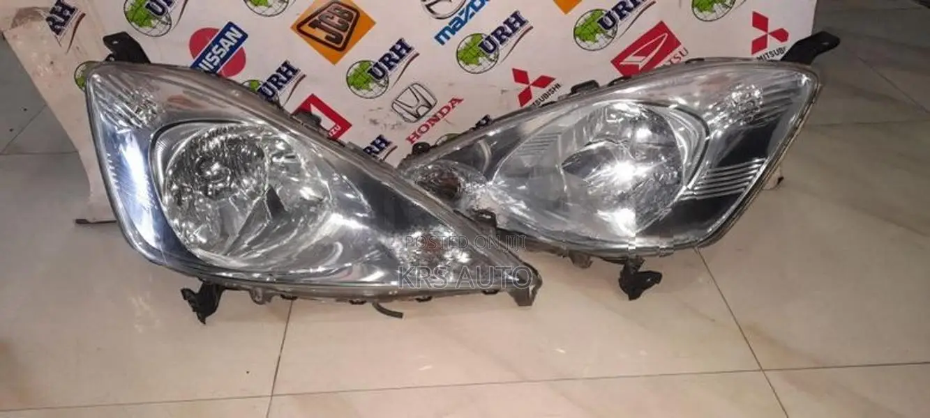 Honda Git Shuttle GP2 -Head Light --HID