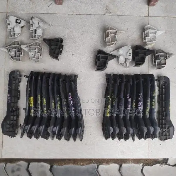 Toyota Aqua Retainer