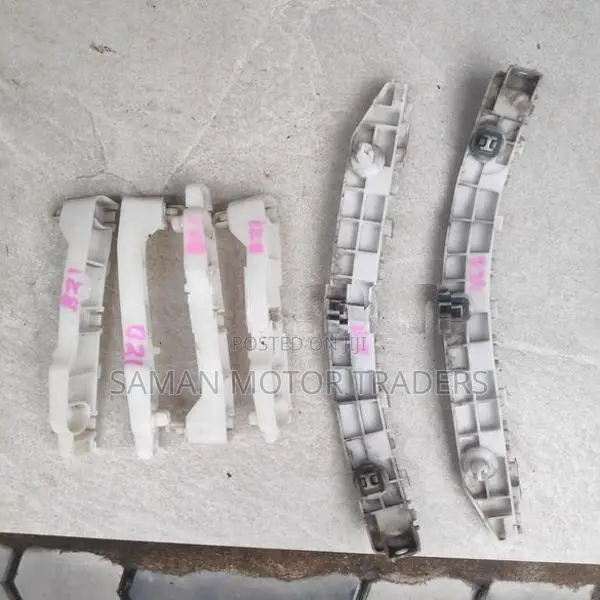 Nissan Dayz B21W Retainer
