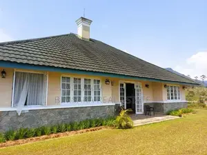 Luxurious 3 Bedroom Bungalow Overlooking the Misty Mountains (SH 15030