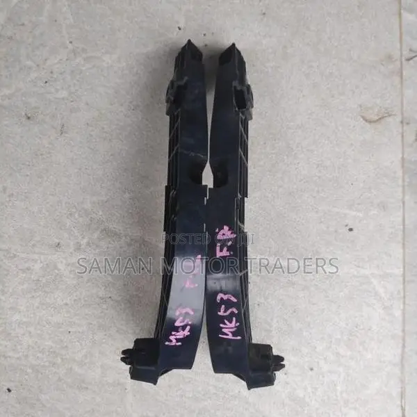 Suzuki Spacia MK53 Retainer