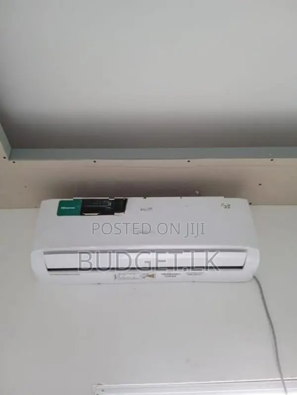 12000 BTU Hisense Non Inverter Ac R32