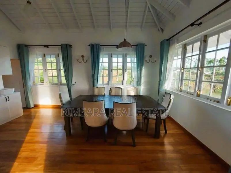 Luxurious 3 Bedroom Bungalow Overlooking the Misty Mountains (SH 15030