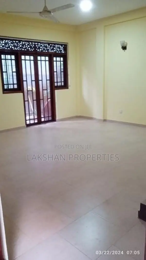 Two Story House for Sale in Boralesgamuwa Aberathna Mawatha