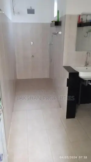 Two Story House for Sale in Boralesgamuwa Aberathna Mawatha