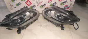 Nissan X Trail NT 32 Head Light