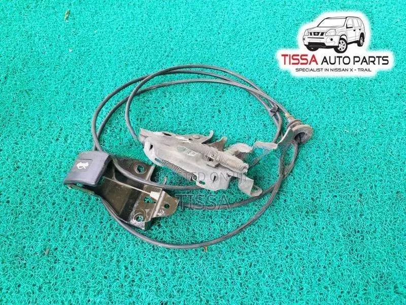 Nissan X-Trail T30 Bonnet Lock