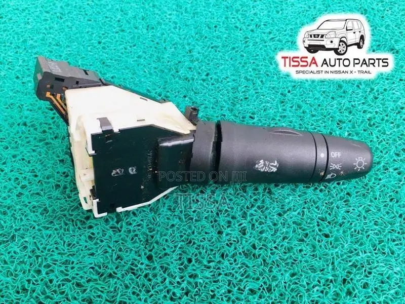 Nissan X-Trail T30 Headlight Switch