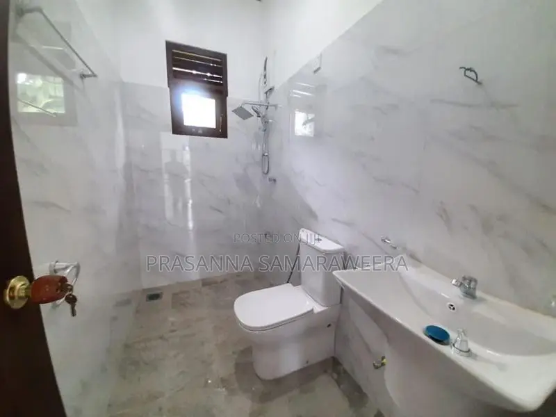 Modern 2 Story House for Sale in Piliyandala