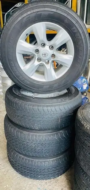 Toyota Prado 150 265*65*17 Tire with Allow Wheel Set
