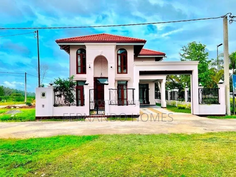Modern Luxury Uptairs House For Sale In Negombo