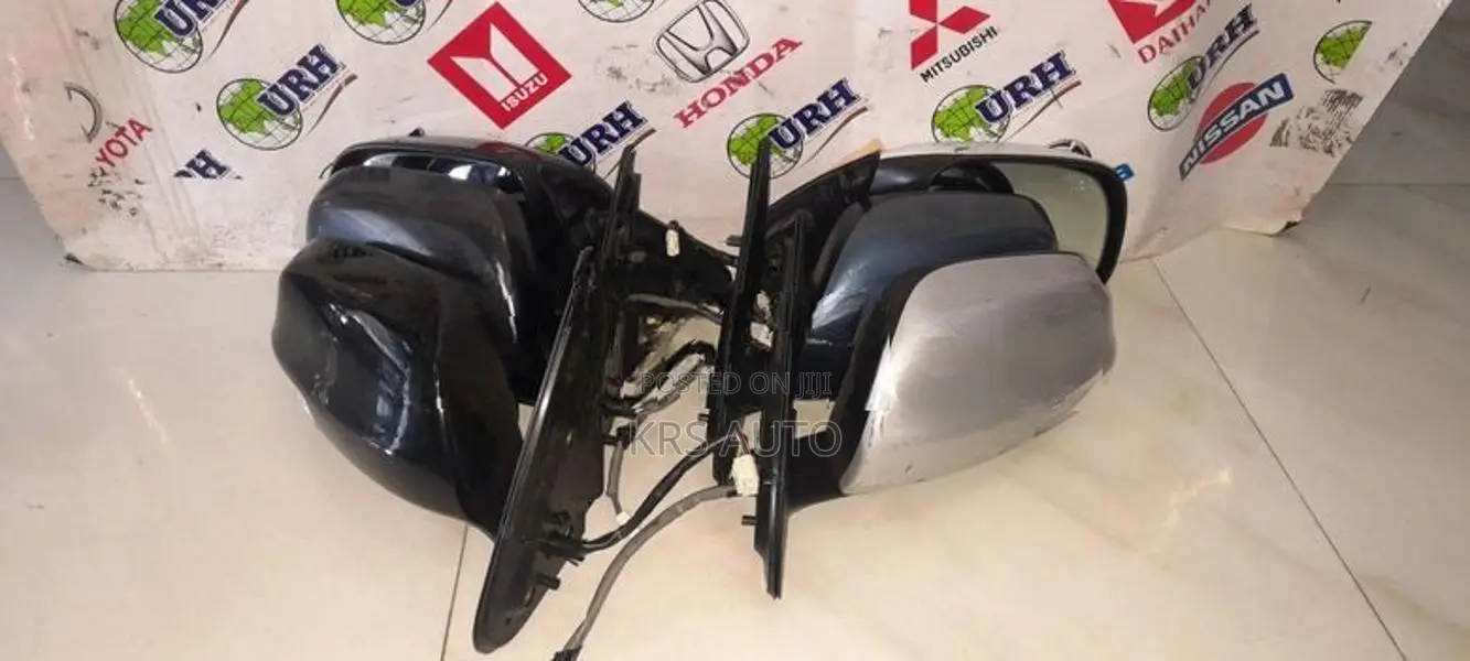 Toyota Rush J 200 Side Mirror