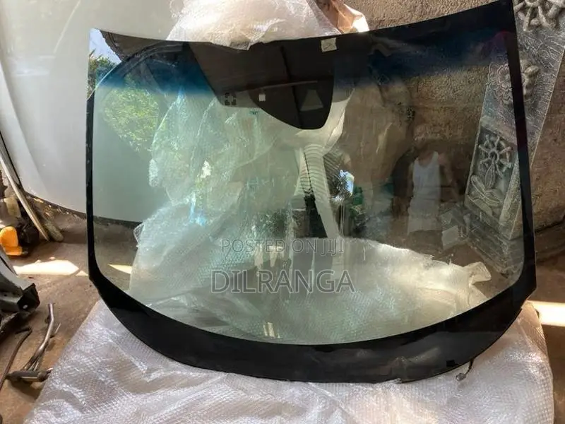 Vezel Rs Ru-3 Windshield