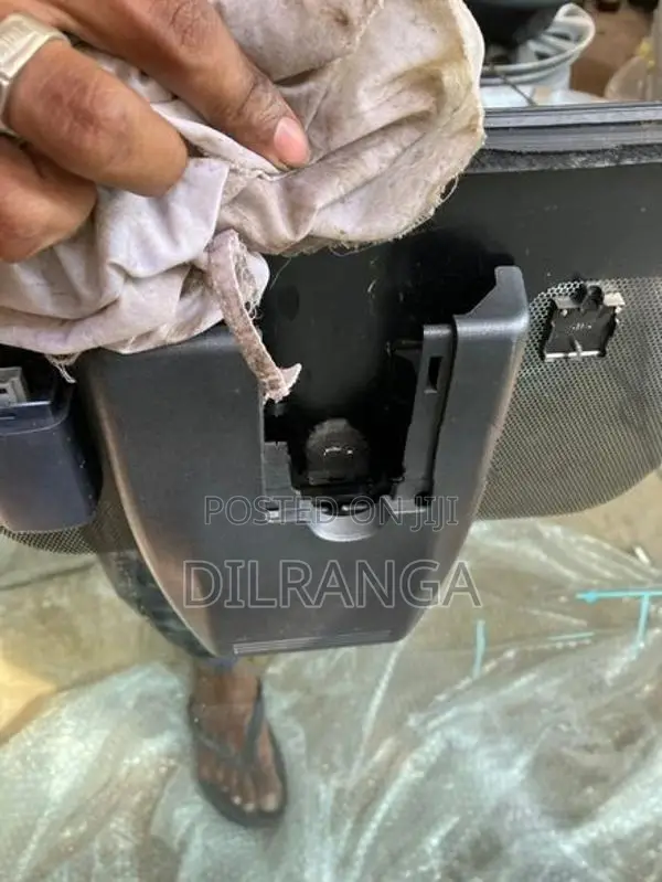 Vezel Rs Ru-3 Windshield