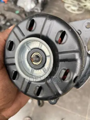 Toyota aqua axio hybrid Rediator Fan Motor