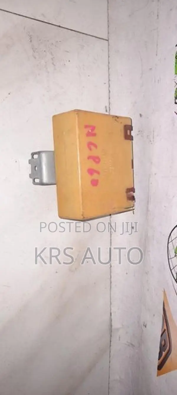 Toyota IST NCP 60 Heating & AC Cooler Control -88650-52250