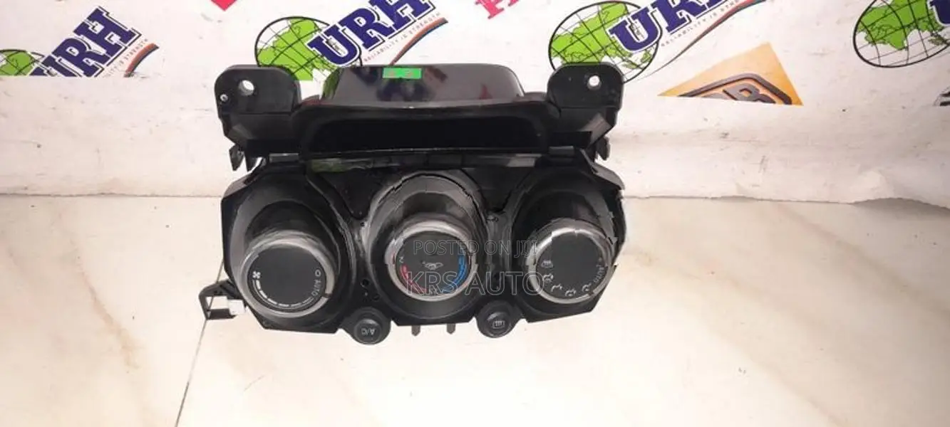 Mazda Demio DE3FS AC & Heater Control