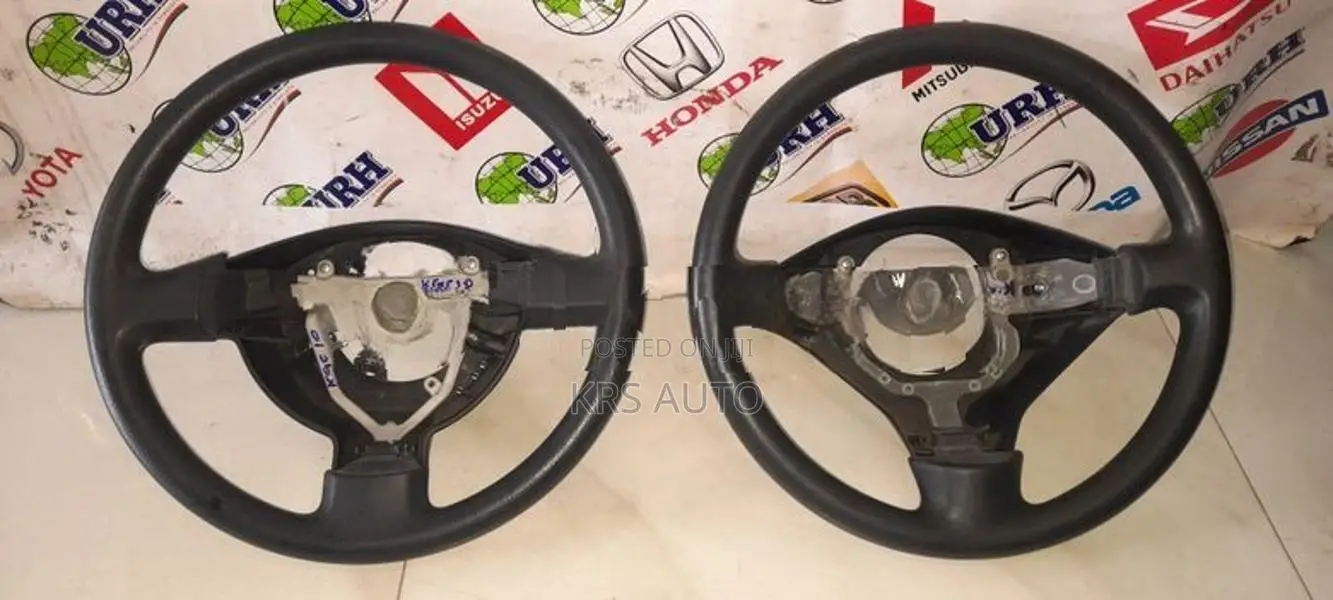 Toyota Passo KGC 10 Steering Wheel