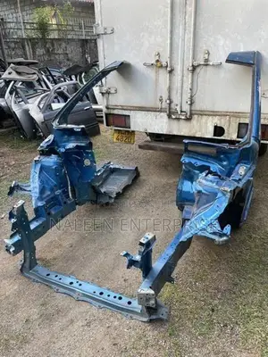 Toyota Aqua Front Cuts