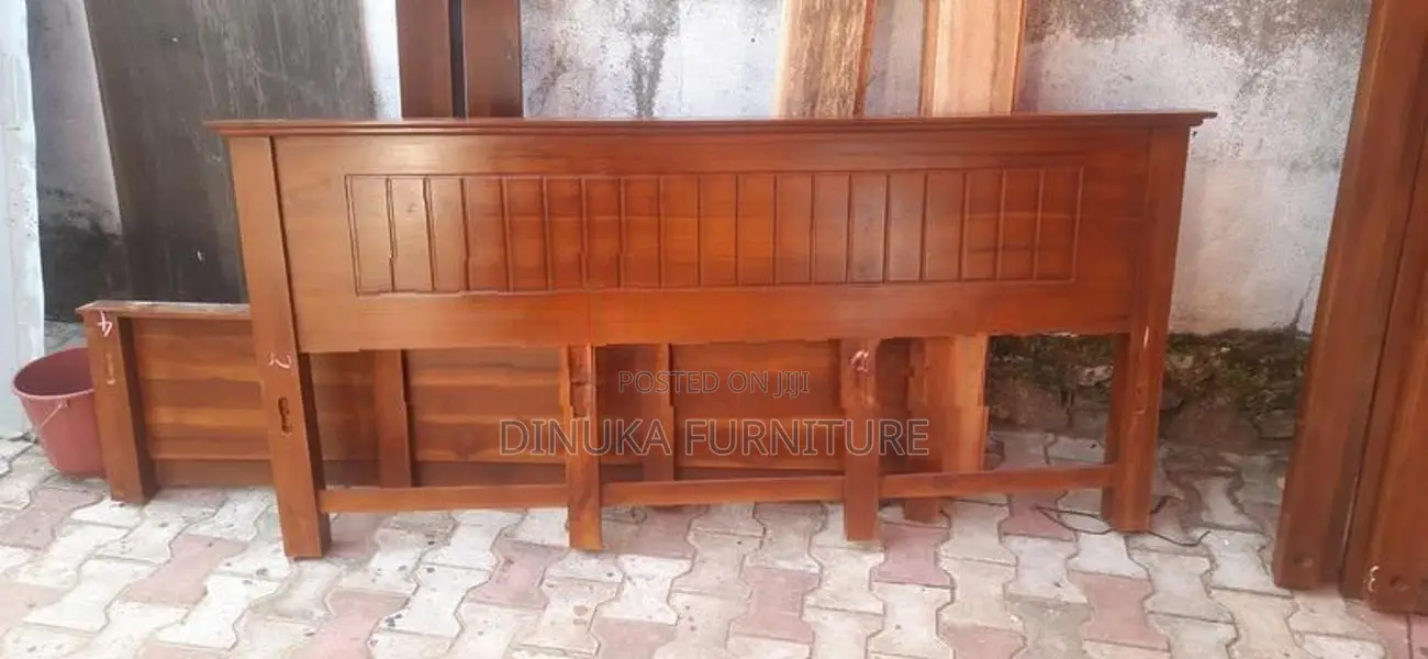 Teak Bed 6ft *6ft With Double Layer Mattress