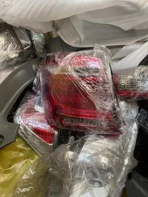 Axio 165 Tail Light