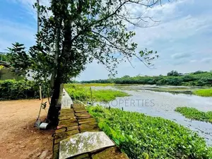(ARN274) Facing Lake 16 P Land Darmapala Mw Wekaramasinghe pura B'mull
