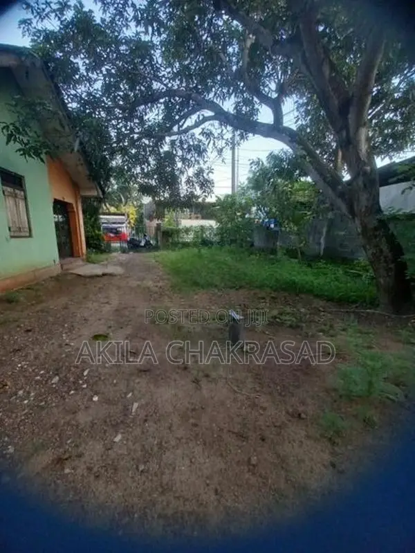 105 Perch Land Ja-Ela Kotugoda Facing Colombo Kurunegala Road