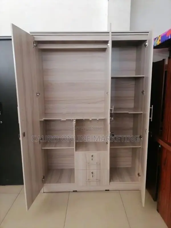 New Melamine Wardrobe 3 Door 6 X 4 Ft Cupboard & Dressing Table