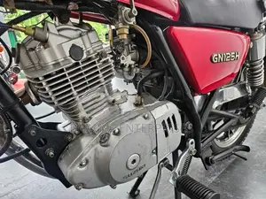 Suzuki GN 125 2012