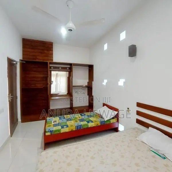 Luxurious Fully Furnished House for Sale Battaramulla. ( ID : BTH03 )