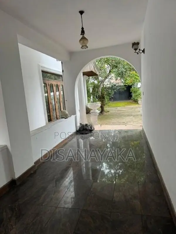 Two Story House for Sale Battaramulla Ds5563