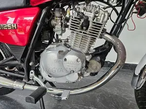 Suzuki GN 125 2012