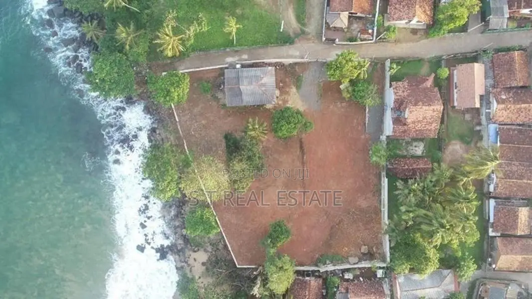 99P Beach Facing Bare Land For Sale In Matara