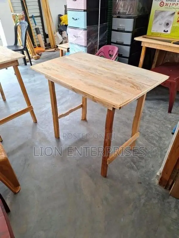 3×2 Alvisia Wooden Tables