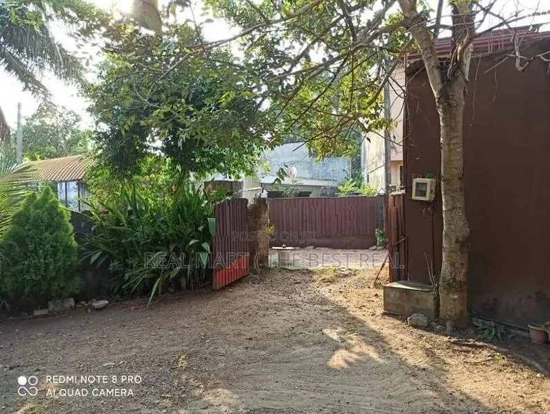 Maharagama : 16.2P Commercial Land for sale facing Piliyandala Bus Roa