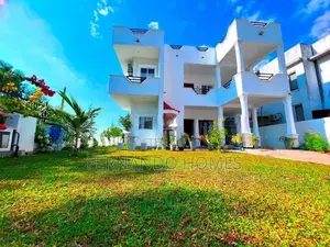 16P Land 3 Storied Modern House Sale Negombo