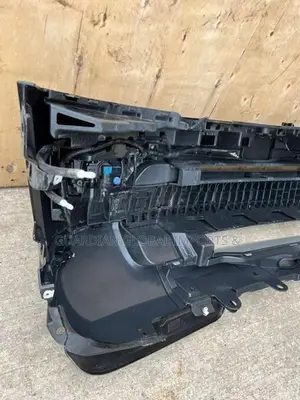Land Rover Discovery Front Bumper