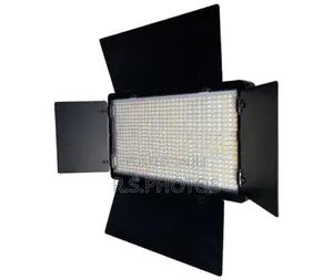 Pro LED 800 RGB Video Light