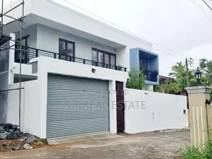 Brand New Luxury Three Storey House for Sale in Kottawa