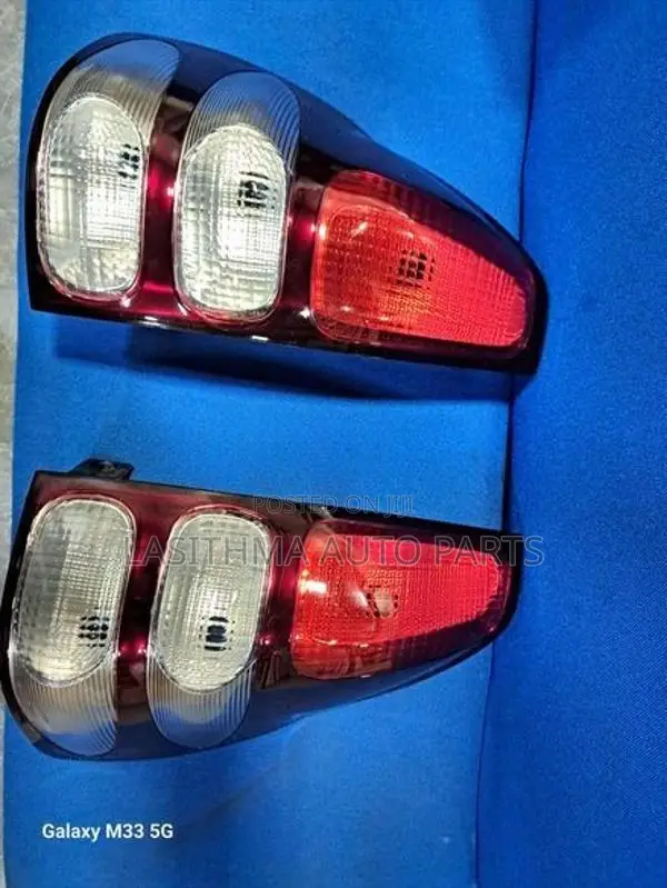 Toyota Prado Land Cruiser 120 Tail Lamp