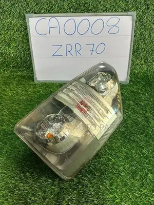 Toyota Voxy ( ZRR-70) Tail Lamp