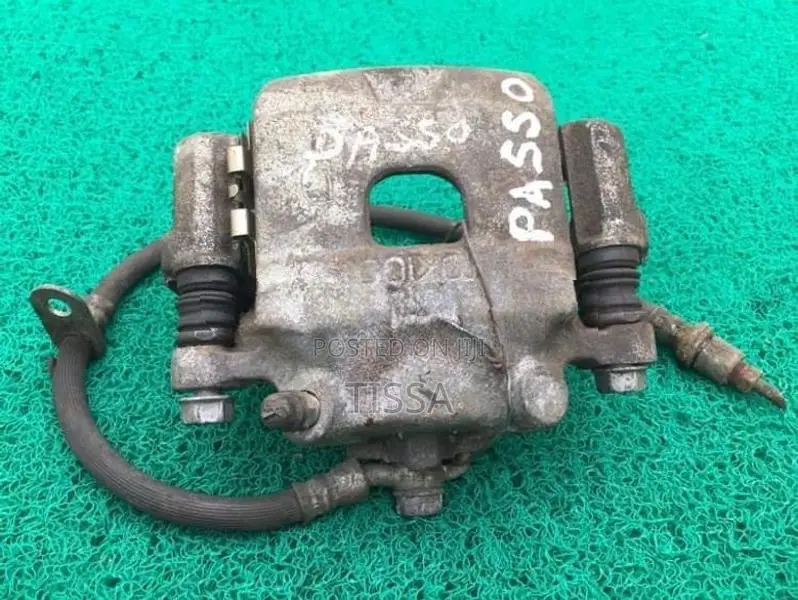 Toyota Passo KGC10 Front Brake Caliper
