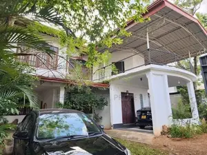 House for sale in Nugegoda