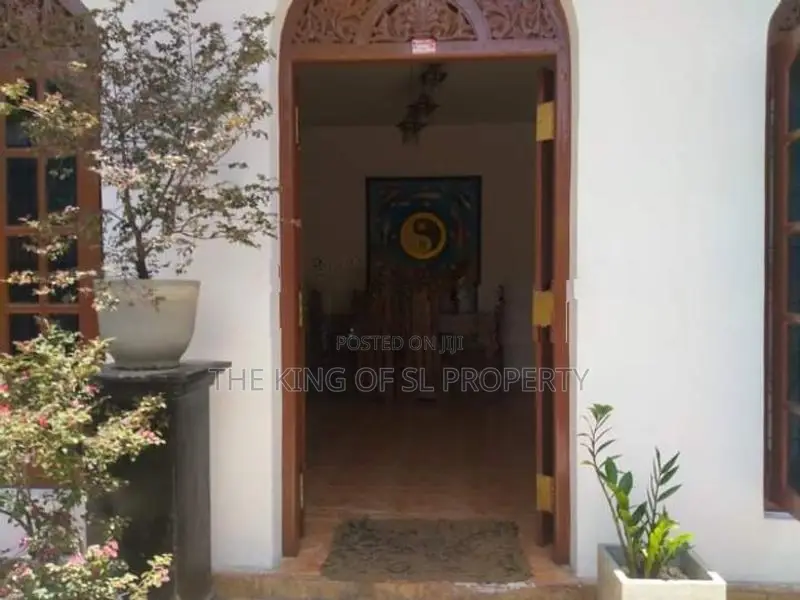 House for sale in Boralesgamuva