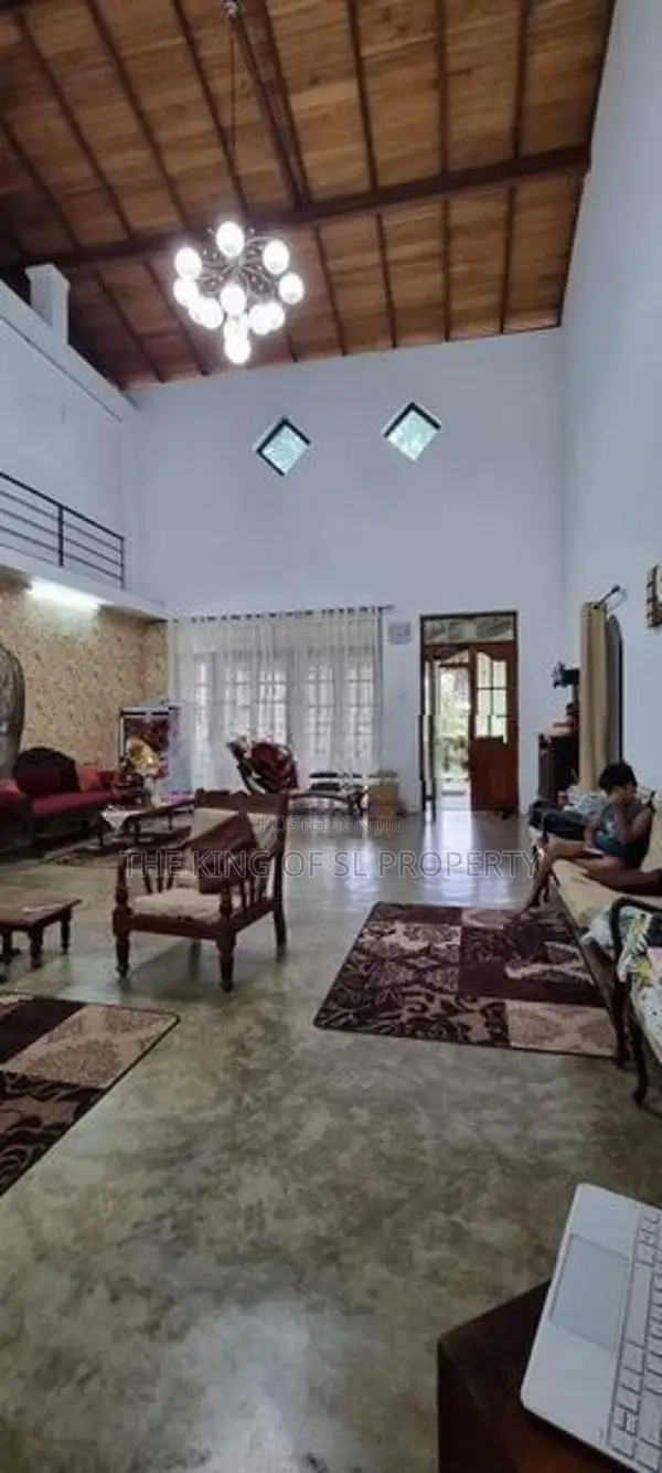 House for sale in Maharagama